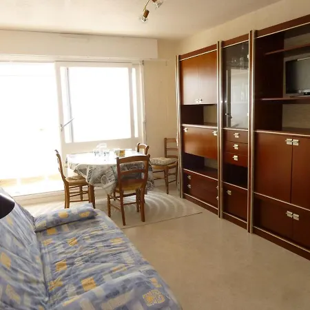 Apartment 2 Pieces, Balcon, Parking, Animaux Admis, A Pied - Fr-1-224c-58 *