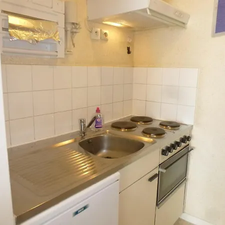 2 Pieces, Balcon, Parking, Animaux Admis, A Pied - Fr-1-224c-58 Saint-Hilaire-de-Riez